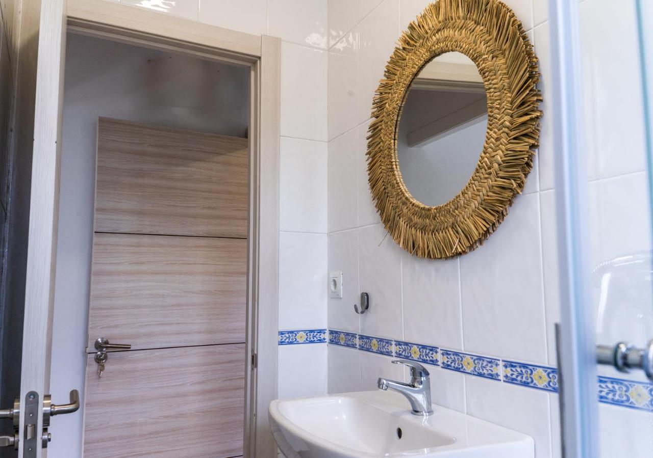 לינה וארוחת בוקר אבילס Casa Lopez מראה חיצוני תמונה